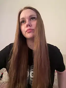 Snapshot of Marylallka5 chatting on July 14, 3:18 pm Marylallka5 online show from July 14, 3:18 pm