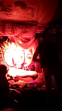 Snapshot of Gillygilly76 chatting on February 24, 9:21 am Gillygilly76 online show from February 24, 9:21 am