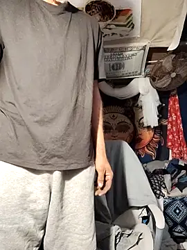 Snapshot of Gillygilly76 chatting on March 2, 3:05 pm Gillygilly76 online show from March 2, 3:05 pm