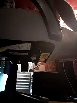 Snapshot of Gillygilly76 chatting on October 16, 1:34 pm Gillygilly76 online show from October 16, 1:34 pm