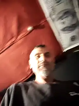 Snapshot of Gillygilly76 chatting on November 7, 12:38 pm Gillygilly76 online show from November 7, 12:38 pm