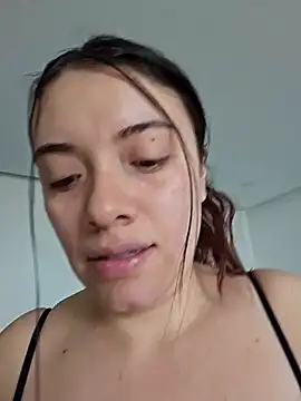 Snapshot of valery_mora chatting on December 10, 7:22 pm valery mora online show from December 10, 7:22 pm
