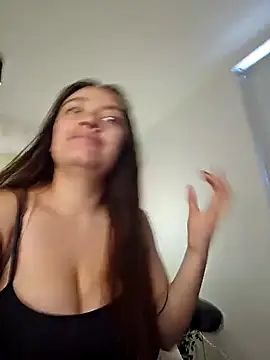 Snapshot of valery_mora chatting on December 24, 1:39 pm valery mora online show from December 24, 1:39 pm
