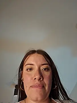 Snapshot of valery_mora chatting on January 20, 1:21 pm valery mora online show from January 20, 1:21 pm