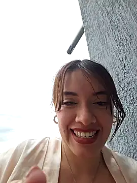 Snapshot of valery_mora chatting on February 6, 4:25 pm valery mora online show from February 6, 4:25 pm