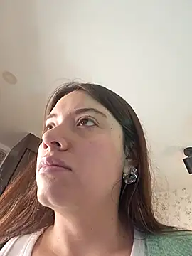 Snapshot of valery_mora chatting on March 19, 1:51 pm valery mora online show from March 19, 1:51 pm