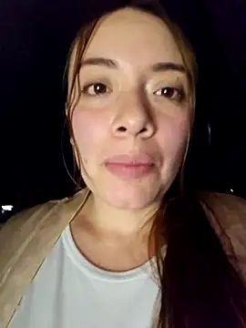 Snapshot of valery_mora chatting on October 3, 3:36 am valery mora online show from October 3, 3:36 am