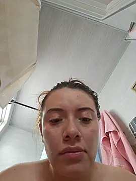 Snapshot of valery_mora chatting on October 20, 4:18 pm valery mora online show from October 20, 4:18 pm