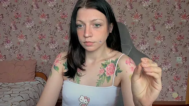 Lolly Haze online show from May 8, 3:34 am