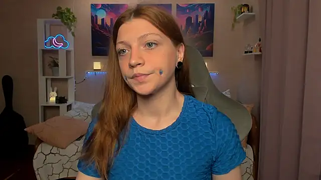 Snapshot of Lolly_Haze chatting on July 14, 4:17 am Lolly Haze online show from July 14, 4:17 am
