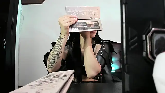 MistressVenena online show from October 16, 7:59 pm