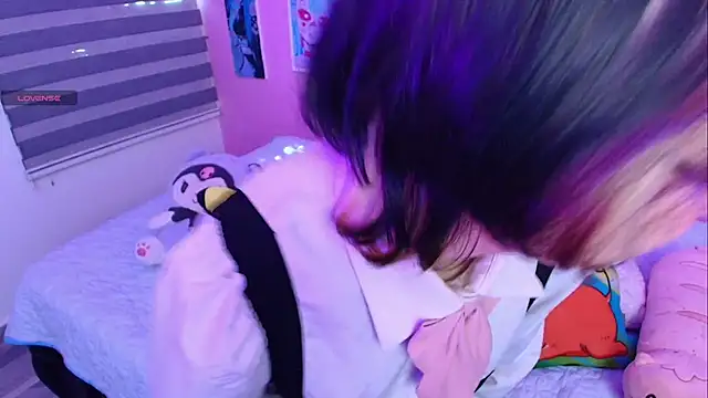 Miwa violet online show from December 19, 7:54 pm