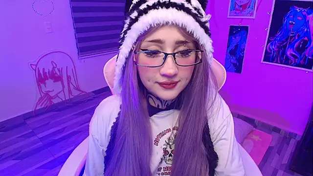 Snapshot of Miwa_violet chatting on May 26, 2:40 am Miwa violet online show from May 26, 2:40 am