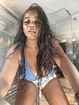 Snapshot of MAREIA_25 chatting on March 13, 4:05 am MAREIA 25 online show from March 13, 4:05 am