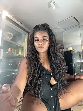 Snapshot of MAREIA_25 chatting on March 19, 12:37 am MAREIA 25 online show from March 19, 12:37 am