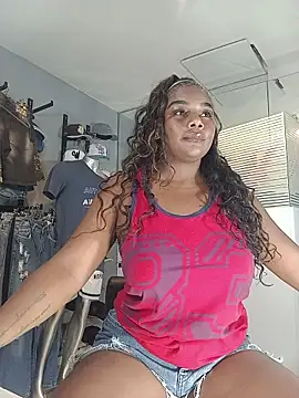 Snapshot of MAREIA_25 chatting on November 4, 3:33 pm MAREIA 25 online show from November 4, 3:33 pm