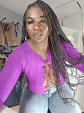 Snapshot of MAREIA_25 chatting on February 6, 4:10 pm MAREIA 25 online show from February 6, 4:10 pm