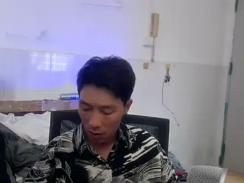xhqds online show from April 27, 4:21 am