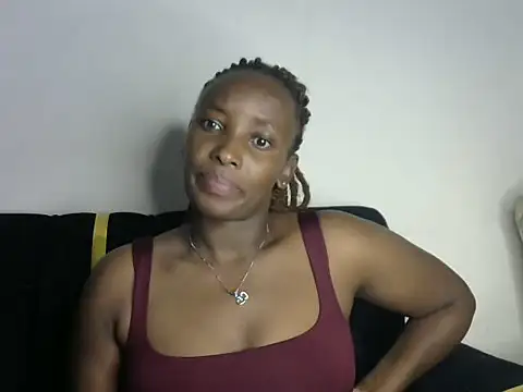 Snapshot of Sexy_dotii chatting on June 1, 7:26 pm Sexy dotii online show from June 1, 7:26 pm