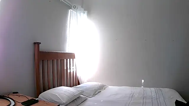 Snapshot of Miahotmilf chatting on February 1, 4:00 pm Miahotmilf online show from February 1, 4:00 pm