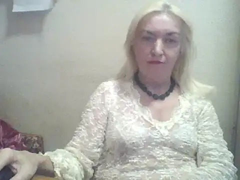 Snapshot of Meri798 chatting on May 31, 10:00 pm Meri798 online show from May 31, 10:00 pm