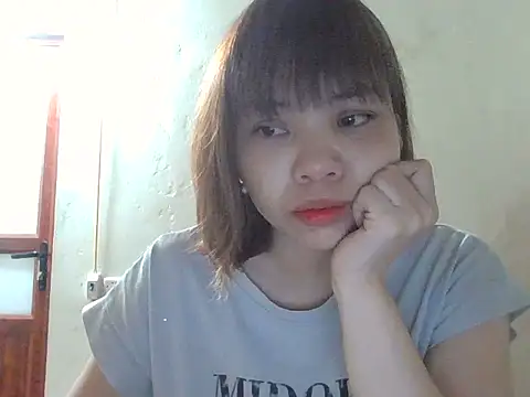 Angela-Eira online show from October 28, 9:17 pm