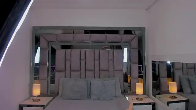 BILIE ROUSE1 online show from September 29, 1:44 am