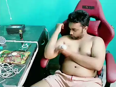 Snapshot of telugu_boy_ chatting on October 8, 4:10 am telugu boy online show from October 8, 4:10 am