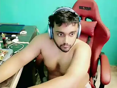 Snapshot of telugu_boy_ chatting on October 18, 4:15 am telugu boy online show from October 18, 4:15 am