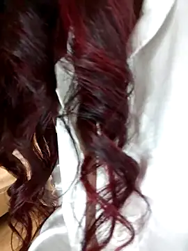 Snapshot of MonicaMoret chatting on March 22, 3:09 pm MonicaMoret online show from March 22, 3:09 pm