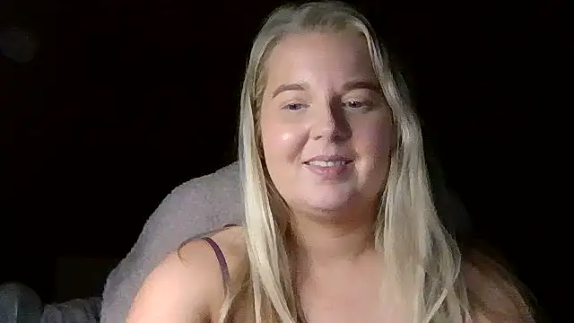 Jessica69G online show from December 1, 10:37 pm