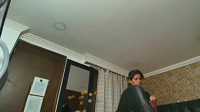 stella xue online show from September 18, 8:11 pm