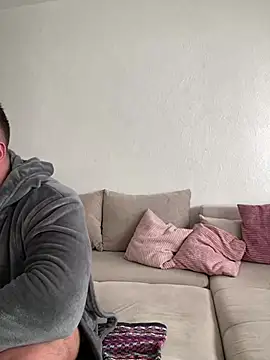 Snapshot of belle98 chatting on March 20, 2:42 pm belle98 online show from March 20, 2:42 pm