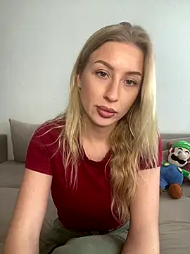 Snapshot of belle98 chatting on November 30, 12:31 pm belle98 online show from November 30, 12:31 pm