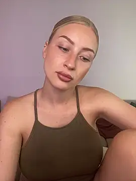 belle98 online show from July 7, 9:46 am