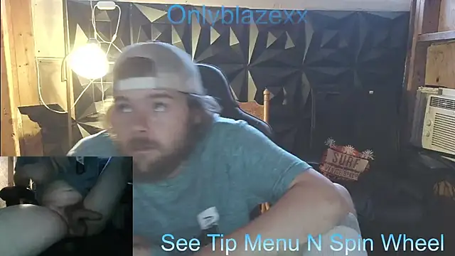 Snapshot of OnlyBlazexx chatting on April 28, 6:18 am OnlyBlazexx online show from April 28, 6:18 am