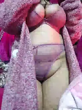 Snapshot of LoNa-daloua chatting on February 9, 5:11 pm LoNa-daloua online show from February 9, 5:11 pm