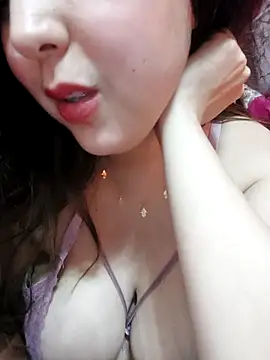 Snapshot of LoNa-daloua chatting on February 20, 6:57 pm LoNa-daloua online show from February 20, 6:57 pm