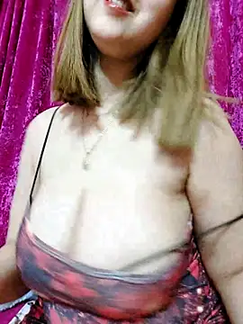 LoNa-daloua online show from March 10, 9:09 pm