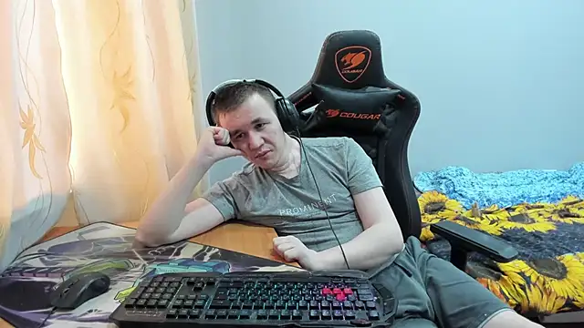 iliaskrislove online show from October 27, 7:56 am