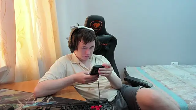 iliaskrislove online show from February 27, 6:02 am