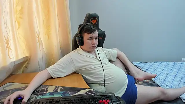 iliaskrislove online show from May 5, 2:47 pm