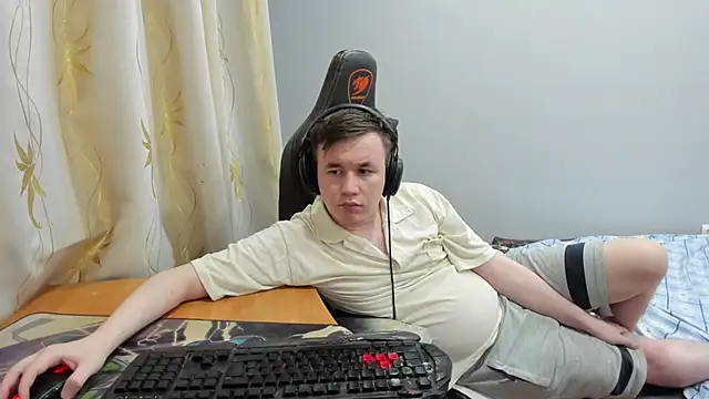 iliaskrislove online show from May 8, 9:53 pm