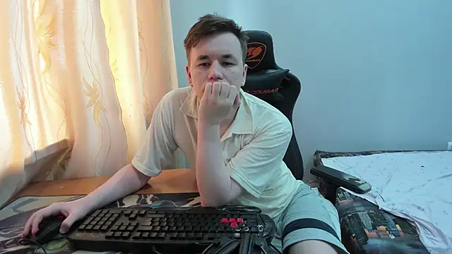 iliaskrislove online show from May 11, 12:55 pm
