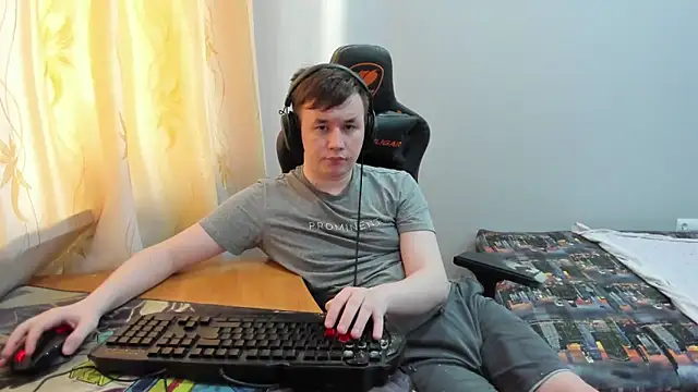 iliaskrislove online show from May 16, 12:07 am