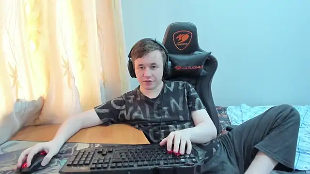 iliaskrislove online show from May 29, 6:44 am