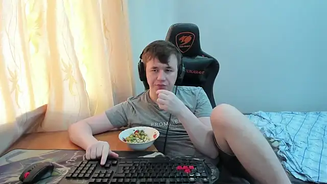 iliaskrislove online show from May 30, 6:54 am