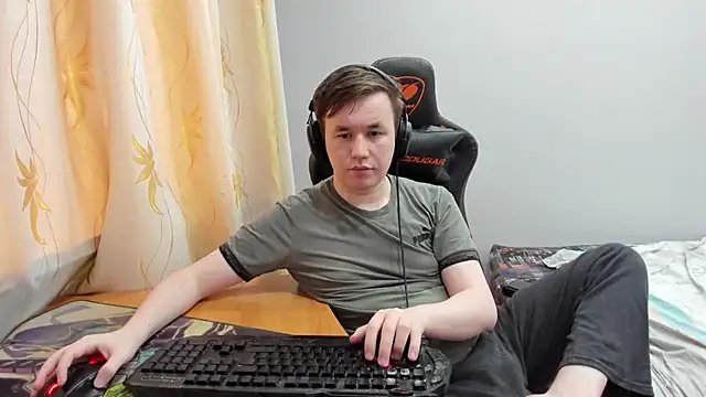 iliaskrislove online show from June 7, 12:48 am