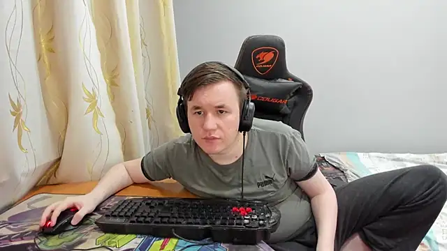 iliaskrislove online show from June 8, 10:32 pm