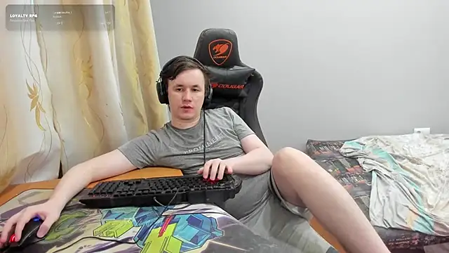 iliaskrislove online show from July 31, 4:50 pm